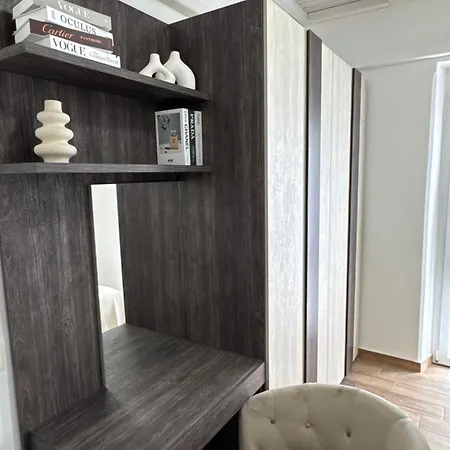 Edward House Appartement