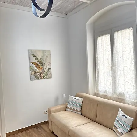 Edward House Appartement